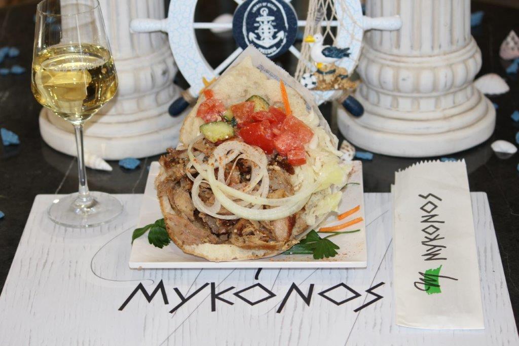 Gyros Box mit Krautsalat, Gyros und Zaziki - Mykonos Rinteln